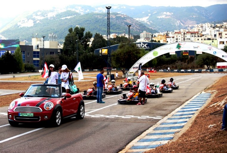 MINI Cabrio: Peace Ambassador at the Lebanese International Day of Peace